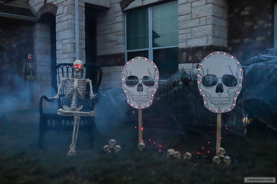 How to make a spooky Halloween skull yard sign