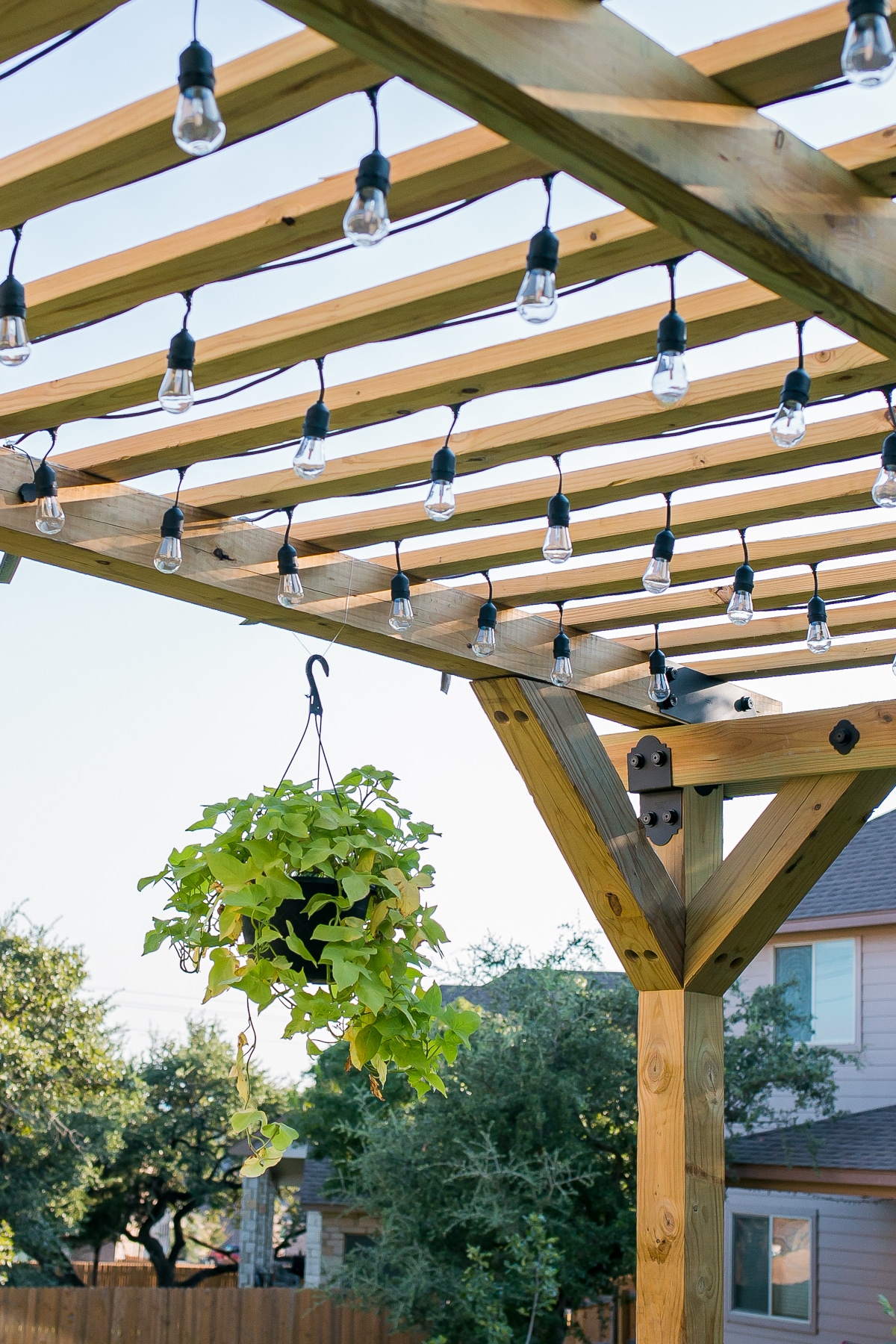 Build a timber pergola