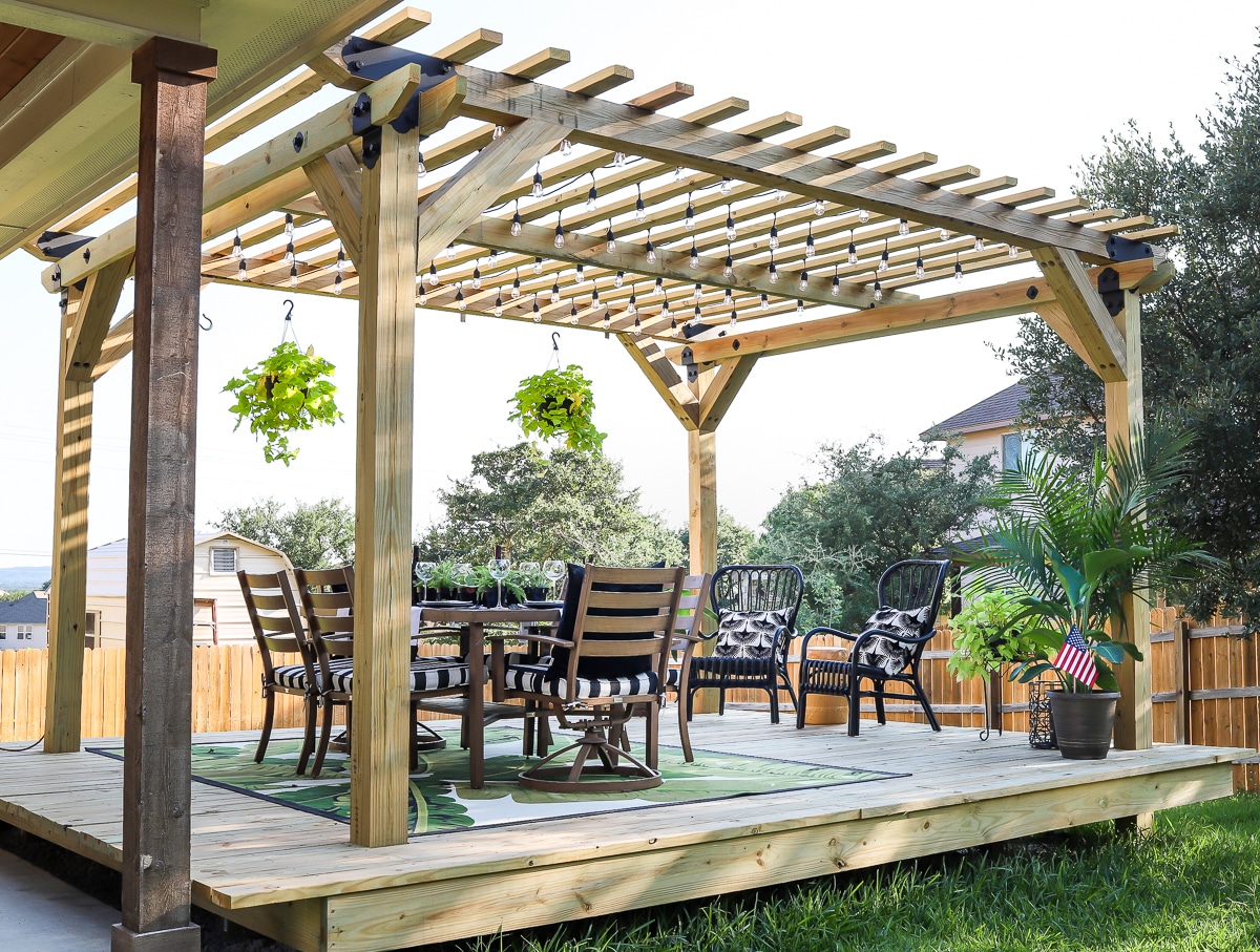 How to Build a Perfect Backyard Pergola