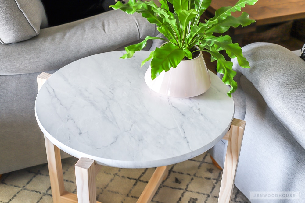 How to build a faux marble side table