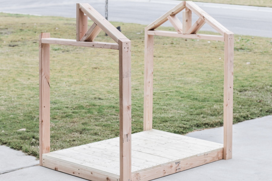 Bills Dog House Frame