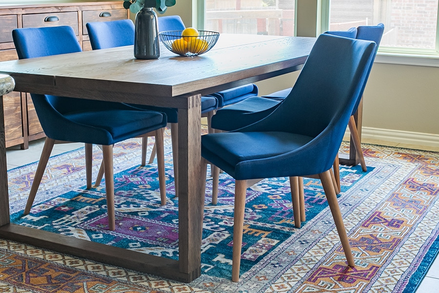 How to Choose Chairs for Your Dining Table