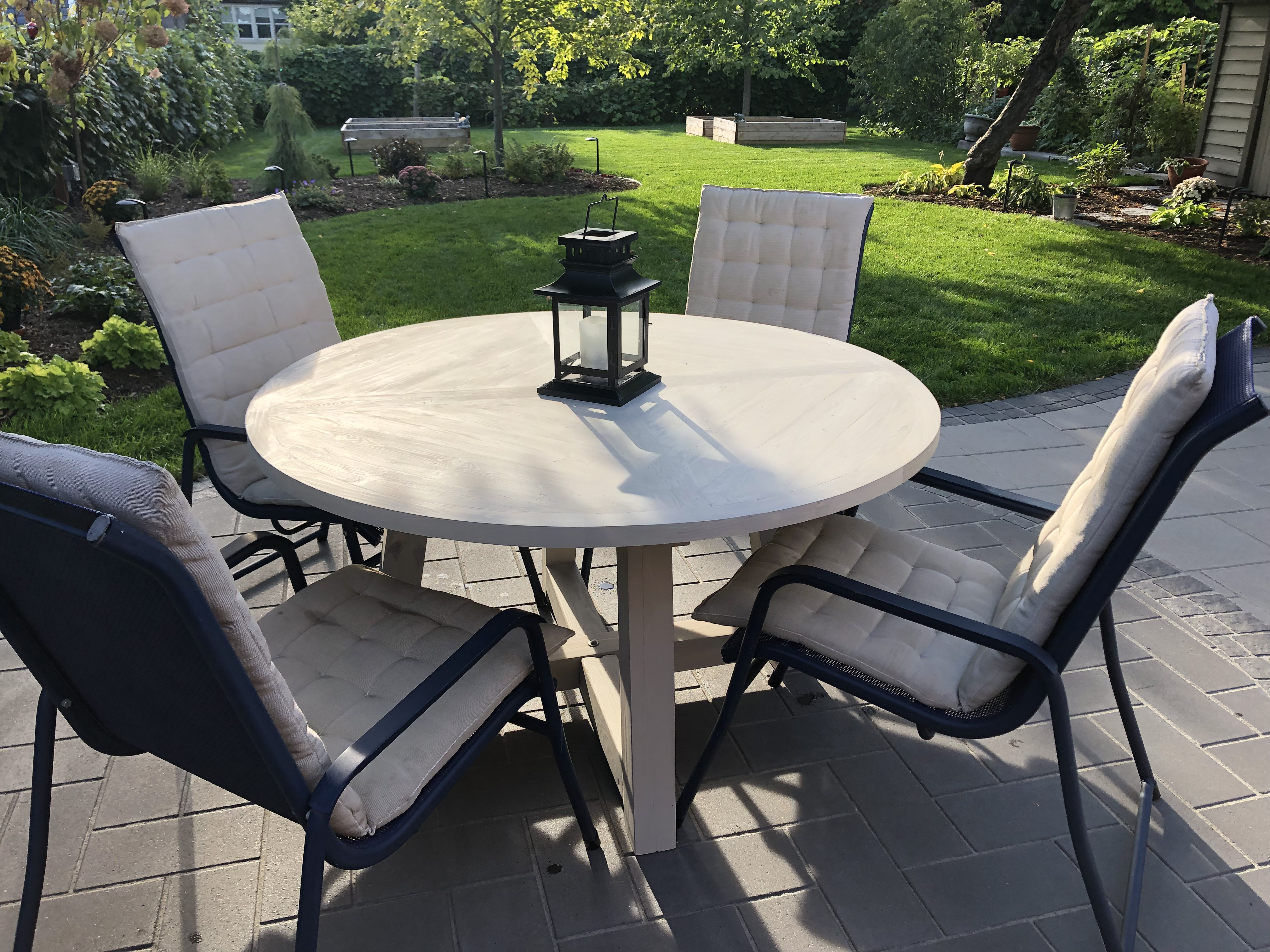 Rround Wood Beam Dining Table