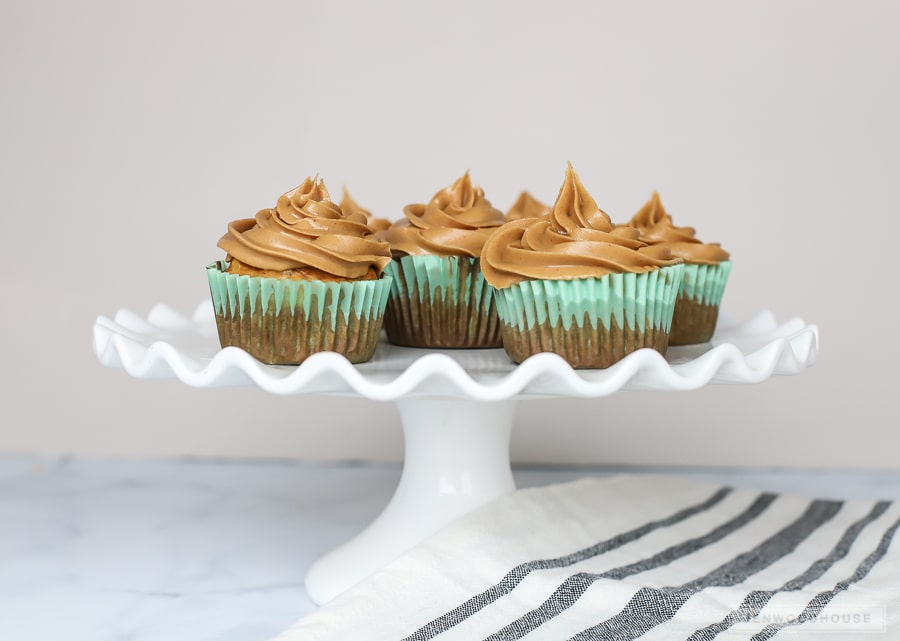 Treat your dog to homemade dog treats like this yummy peanut butter banana pupcakes!