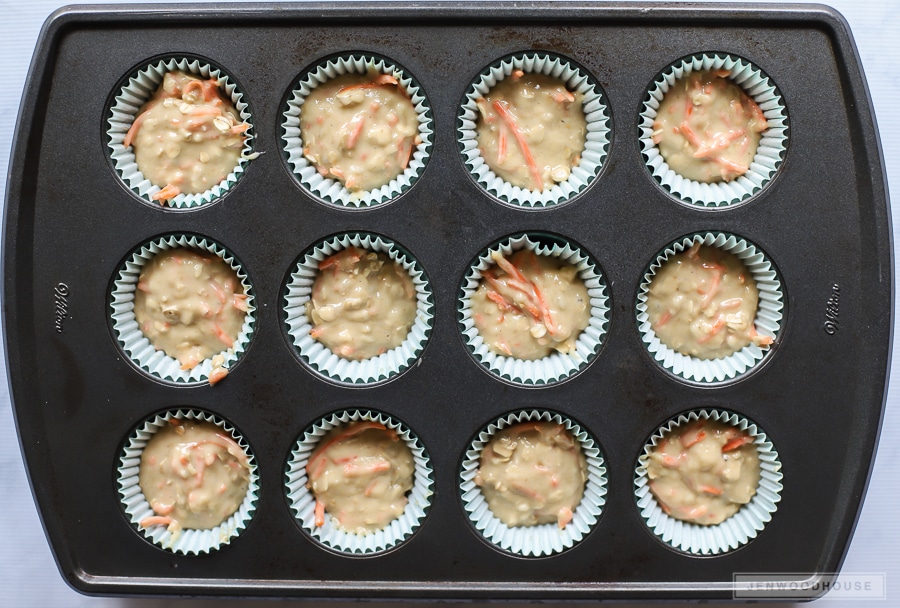 homemade-dog-cupcakes-peanut-butter-banana